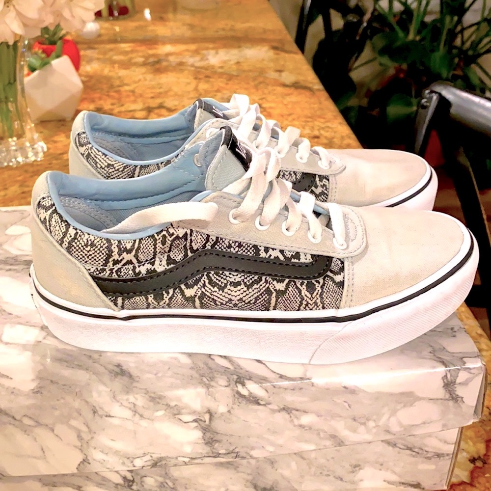 Girls light blue and black detail Vans